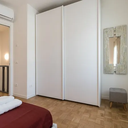Modern Fittings Lejlighed